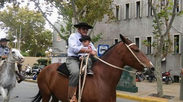 Mirá todo el color de una nueva partida de la Cabalgata de la Fe a la Difunta