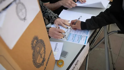 Las últimas PASO nacionales en San Juan fueron el 13 de agosto de 2023 para definir los candidatos que iban a competir en octubre por la Presidencia, el Parlasur y bancas en la Cámara de Diputados de la Nación. Las últimas PASO nacionales en San Juan fueron el 13 de agosto de 2023 para definir los candidatos que iban a competir en octubre por la Presidencia, el Parlasur y bancas en la Cámara de Diputados de la Nación.
