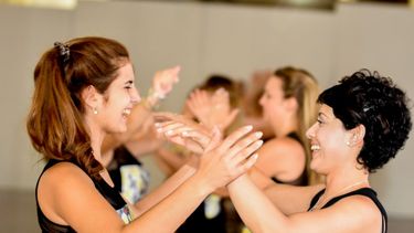 El folclore, presente en las actividades de las candidatas a Reina del Sol
