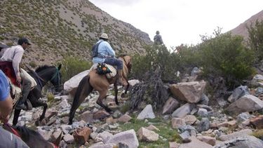 Buen clima en el cruce: Gioja bromeó con que había decretado que no lloviera