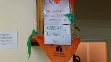 UNSJ realizará un foro para discutir la presencia de imágenes religiosas en sus edificios