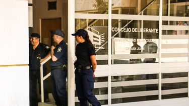 Capital: revuelo y violencia en el Concejo por la interna gremial