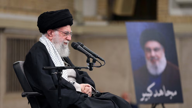 Khamenei alabó el bombardeo de Irán a Israel, pero admitió que fue menor.