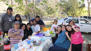 Primavera en el Jardín de los Poetas: Mucha familia y juventud