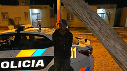 Intentó robar un aire acondicionado desde un techo y cayó tras una persecución Intentó robar un aire acondicionado desde un techo y cayó tras una persecución