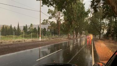 Llegó la lluvia a San Juan y hay reporte de granizo en algunas zonas