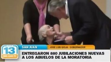 Gobierno entregó 880 nuevas jubilaciones