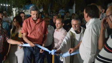 El ministro de Minería Astudillo, encabezó la inauguración de la obra de agua potable en Las Tapias que contó con una inversión de $20 millones.