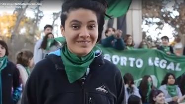 Estudiantes sanjuaninos piden usar en las escuelas pañuelos verdes sin sufrir represalias