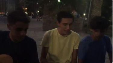 Inspirados en Gilda, alumnos hicieron una canción de protesta y se hizo viral