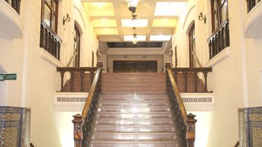 El palacio español que atesora la ciudad