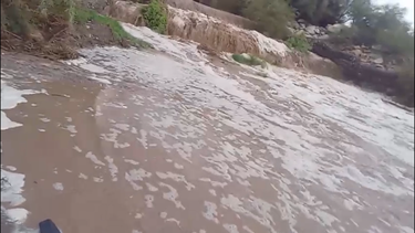 Por las lluvias, mirá la creciente de agua que llegó a Los Berros y Pedernal