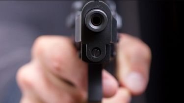 Era la amante de su jefe y se enteró que también estaba con otra compañera: quiso matarla contratando un sicario