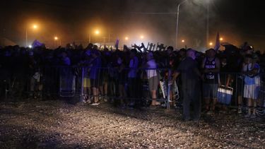 Desde las alturas, así se veía la fila eterna en El Villicum este domingo