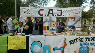 Los CAJ presentaron trabajos en la plaza de Chimbas