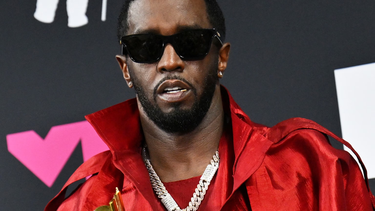 Se dieron a conocer tres impactantes denuncias contra el rapero Diddy por abusos