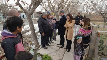 Prometen solución urgente para el barrio caucetero con cloacas colapsadas