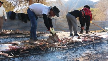 La Fiesta del Chivo es un clásico del invierno en La Majadita, Valle Fértil