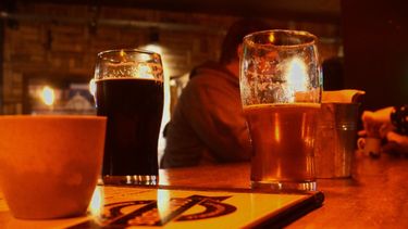 Por la veda electoral, ¿hasta qué hora venden alcohol?