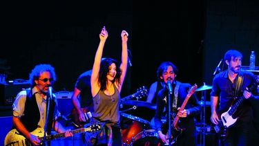 Todos los famosos que vienen a la FNS