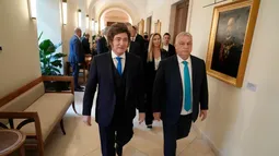 Javier Milei se reunió con Viktor Orbán en Hungría y habló sobre la inmigración: Cuando no se adapta al lugar, se convierte en invasión Javier Milei se reunió con Viktor Orbán en Hungría y habló sobre la inmigración: Cuando no se adapta al lugar, se convierte en invasión