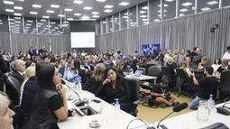 El mileísmo consiguió dictamen de mayoría y este miércoles se votará la reforma de la Ley de Glaciares en Diputados El mileísmo consiguió dictamen de mayoría y este miércoles se votará la reforma de la Ley de Glaciares en Diputados