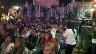 Ante una multitud, se desarrolló el acto en el Centro Cívico sanjuanino