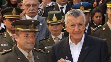 Bandera Ciudadana: Cambio de Guardia de Honor con una distinción para el gobernador