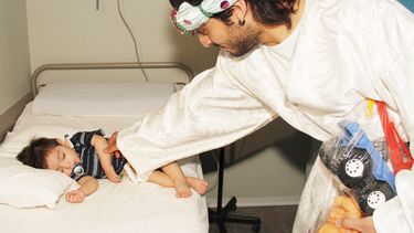 Los niños internados en el Hospital Rawson vivieron una tarde con los Reyes Magos