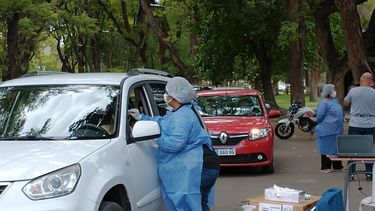 San Juan registró otro récord de contagios y la primera muerte del año