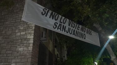 Si no lo viste, no sos sanjuanino: los misteriosos carteles que aparecieron en las calles