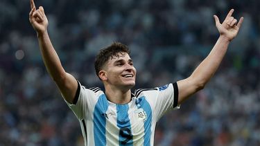 Una sanjuanina recibió un video especial de su ídolo, Julián Álvarez