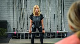 Tienen más de 60 y desafían los prejuicios entrenando fuerza: cambiaron la caminata por las pesas