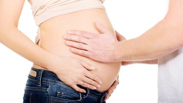 Tiene 20 años, va a ser papá y pide trabajar a cambio de mercadería