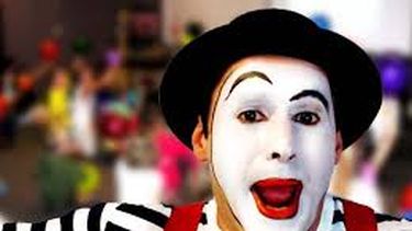 Llegó a Rawson el taller “Mimomonstruos Sembrando Arte”