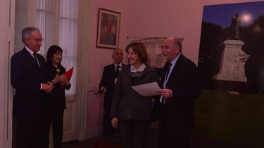 Entregaron un reconocimiento a Raúl Tello por su trabajo