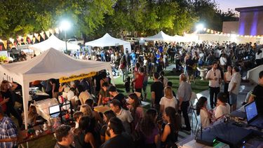 una multitud de sanjuaninos creo con-ciencia en el chalet cantoni una multitud de sanjuaninos creo con-ciencia en el chalet cantoni
