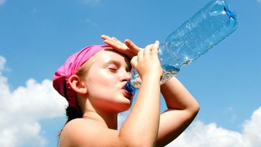 Cuidá tu salud y prevení un golpe de calor
