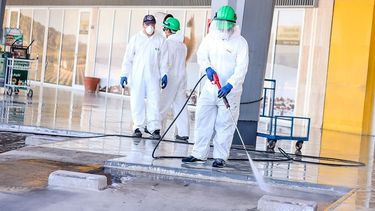 Capital prepara desinfección ante la llegada de un colectivo con repatriados