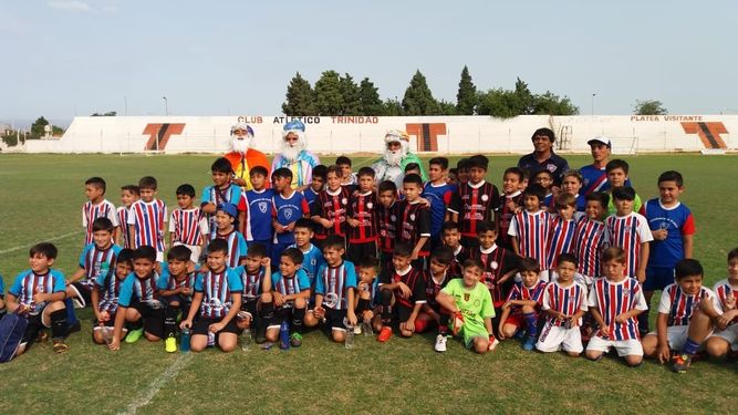 Los Reyes Magos llegaron al Mundialito de futbol