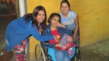 Tiene una enfermedad en la sangre y para ayudarla organizan un festival de zumba