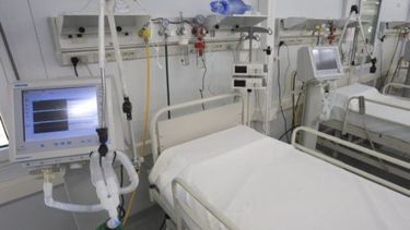 Las camas de terapia intensiva, al borde del tope: en el sector privado quedan 2