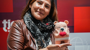 El éxito de la sanjuanina que utiliza las redes para enseñar a tejer.