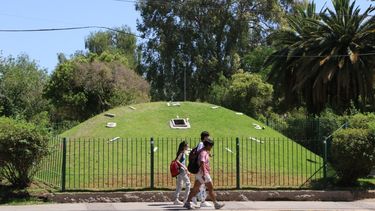 Fuera de funcionamiento, de ese modo se encuentra el reloj de la Plaza España en este momento.
