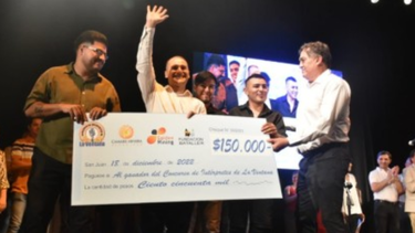 Andres Cantos, el policía sanjuanino de La Voz, ganó un importante premio en la provincia