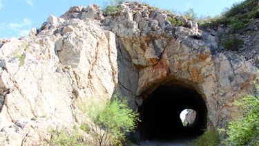 Un maravilloso circuito abandonado en la montaña