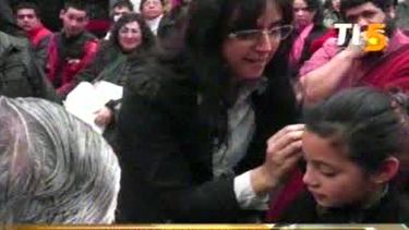 Con Gioja se entregaron audífonos e insumos