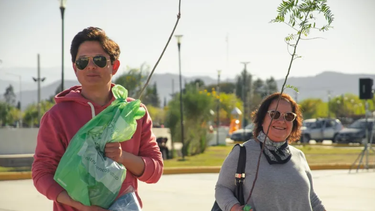 Rivadavia: cómo canjear residuos reciclables por un árbol