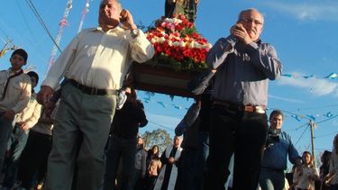 Insólito: el ajuste llegó a la fiesta local de Santa Rosa de Lima