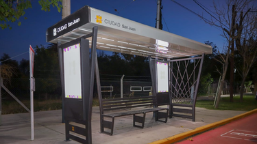 La calle 25 de Mayo, en Capital, fue renovada por completo.